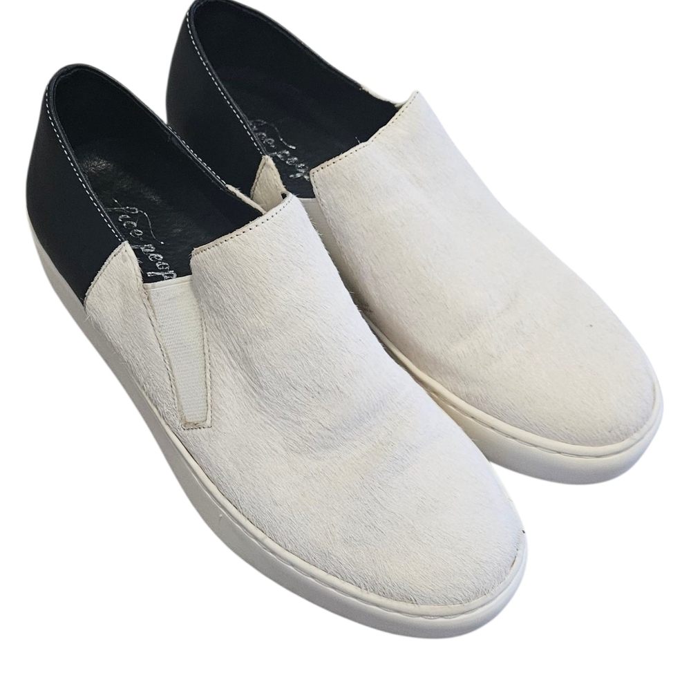 Free People B&W Pony Hair & Leather Slip on Shoes 38 Flaw